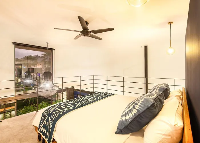 Contemporary Loft 200m From Shore