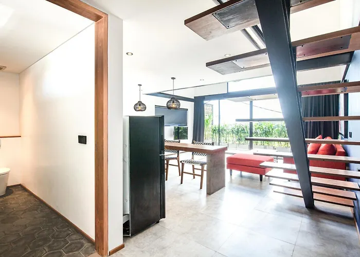 ホテル Contemporary Loft 200m From Shore