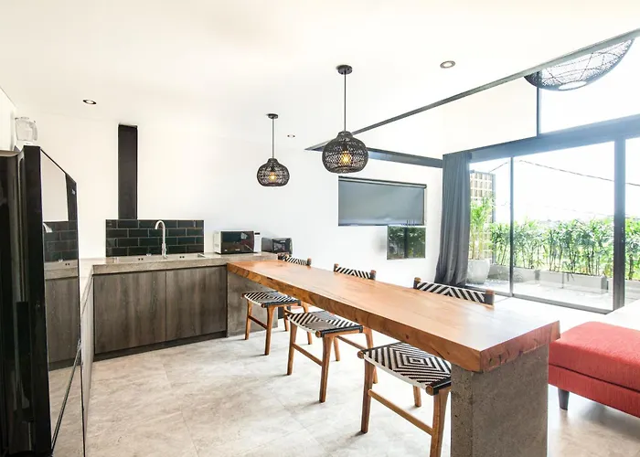 Contemporary Loft 200m From Shore *